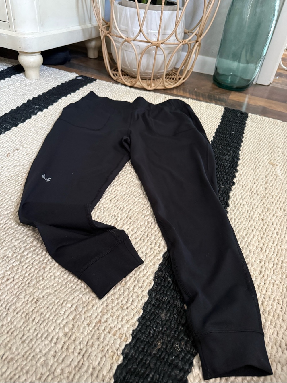 Under Armour Girls Sport Woven Pants NWOT Youth Large